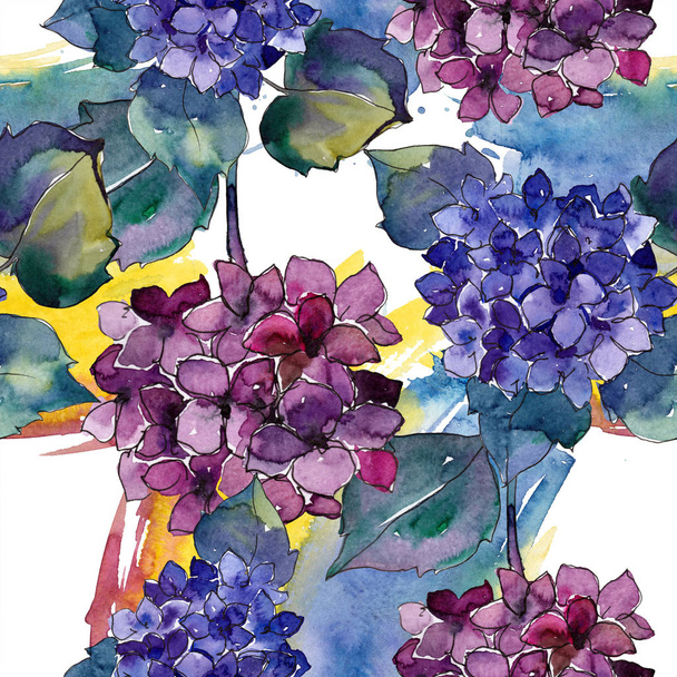 Watercolor blue and violet gortenzia flowers. Floral botanical flower. Seamless background pattern. - 写真・画像