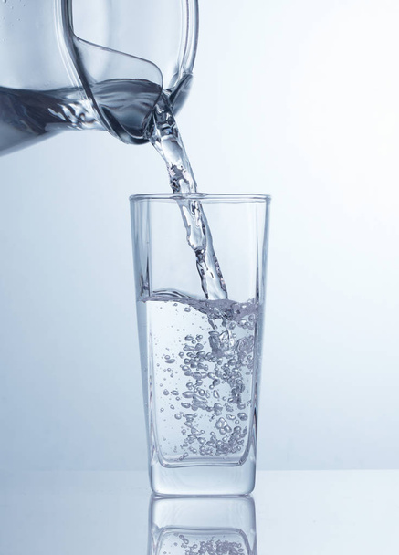glass of water - Фото, зображення
