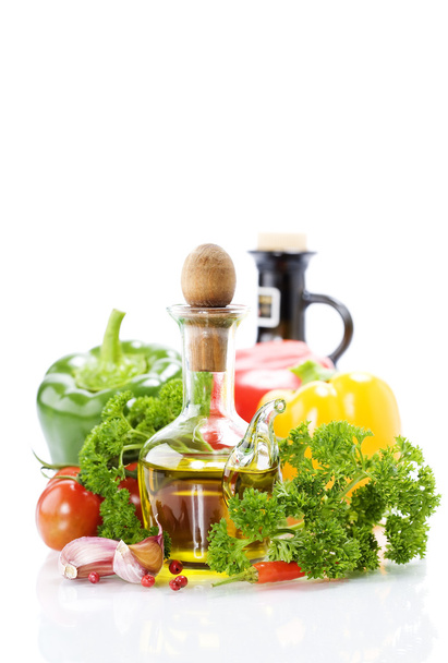 Vegetables still life with olive oil - Foto, Imagen