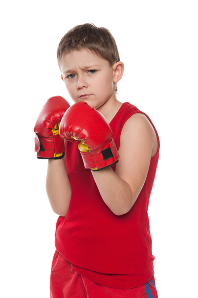mladý chlapec v boxerských rukavicích - Fotografie, Obrázek