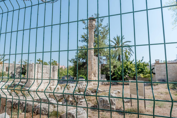 Старовинні римські руїни з храму з Юпітер музей розташований в Silifke,Mersin,Turkey.During епоху Візантійської імперії, храму була перетворена в церкву - Фото, зображення
