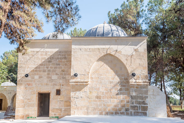 Blick auf Grab, Mausoleum von hayat el-harrani in Sanliurfa, Türkei. - Foto, Bild