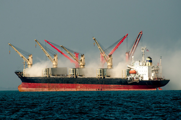 Deniz büyük gemiye ateş - Fotoğraf, Görsel
