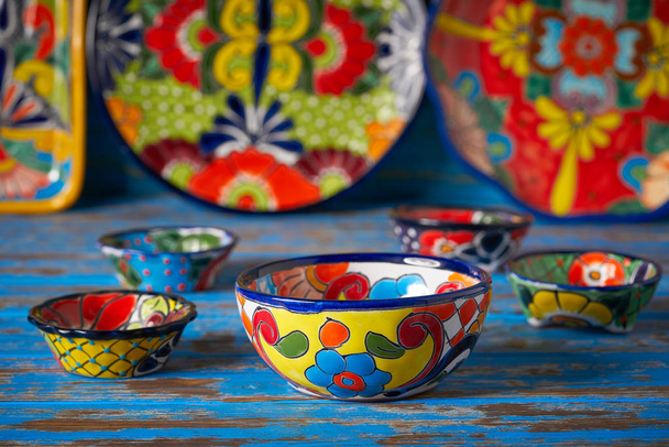 Mexican pottery Talavera style of Puebla in Mexico - Foto, Bild