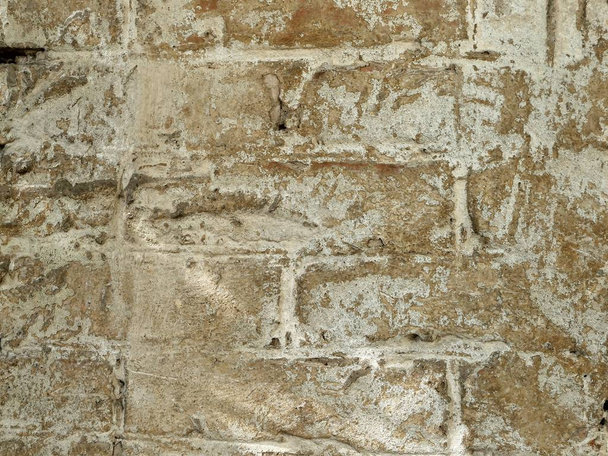 Texturu součástí světle stará cihlová zeď s sypané omítky, přírodní prostředí - Fotografie, Obrázek