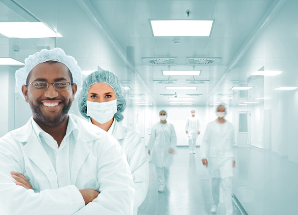 Scientists arabic team at modern hospital lab, group of doctors - Foto, Bild