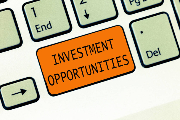 Konzeptionelle Handschrift, die Investitionsmöglichkeiten aufzeigt. Business-Fototext ein Kauf, der eine Chance hat, an Wert zu gewinnen - Foto, Bild