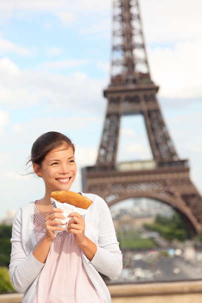 Paris woman and Eiffel Tower - 写真・画像