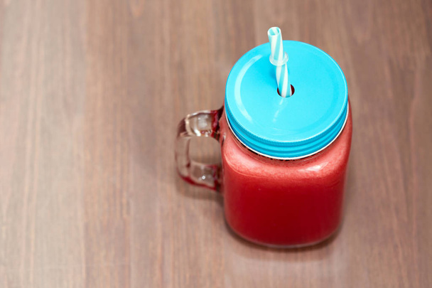 Watermelon smoothie in a mason jar. Healthy choice - Φωτογραφία, εικόνα