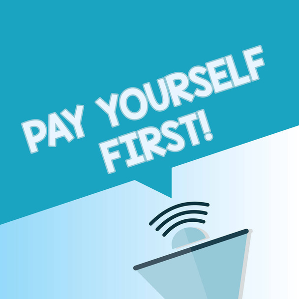 Текст, написанный словом "Сначала заплати себе". Бизнес-концепция сбережений на будущее Откладывая часть своего дохода
 - Фото, изображение