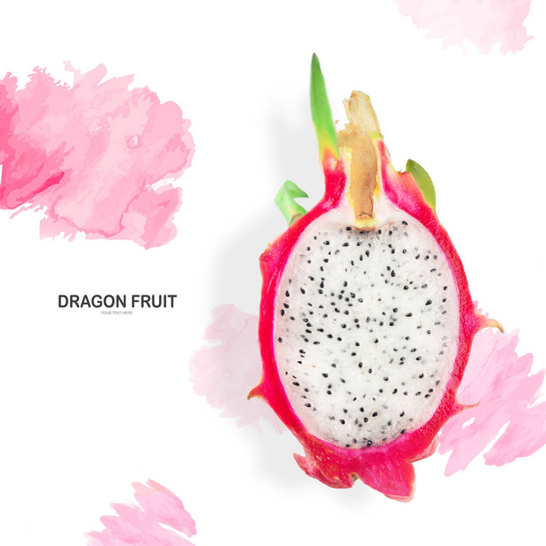 Dragon meyve yapılmış yaratıcı düzen izole beyaz zemin üzerine, Clippng yolları - Fotoğraf, Görsel