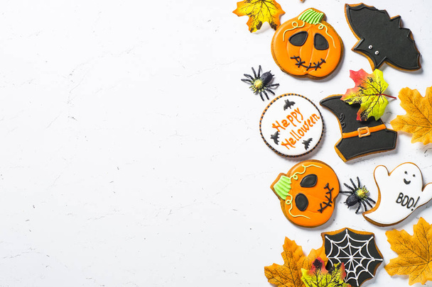 Halloween Gingerbread Cookies - pumpkin, ghosts, witch hat, spid - 写真・画像