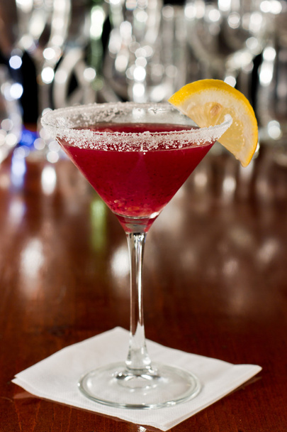 Huckleberry lemon drop martini - Foto, imagen