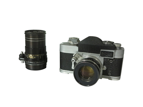 Antigua cámara de fotos de película retro vintage aislada sobre fondo blanco
 - Foto, imagen