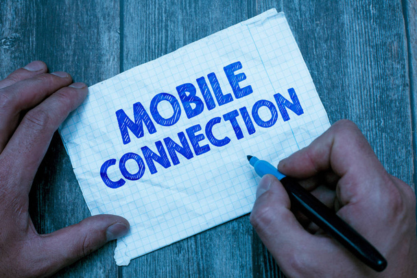 Sinal de texto mostrando conexão móvel. Foto conceitual Solução de login universal segura usando telefone celular
 - Foto, Imagem