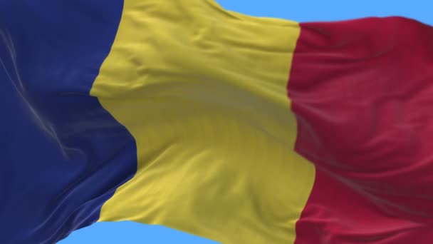 4K bez szwu zbliżenie się do Rumunii flaga powoli machając w wiatr. kanał alfa w zestawie - Materiał filmowy, wideo