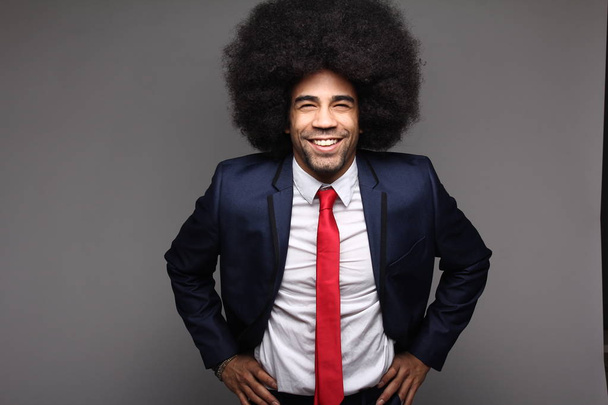 Happy black businessman posing - Foto, afbeelding