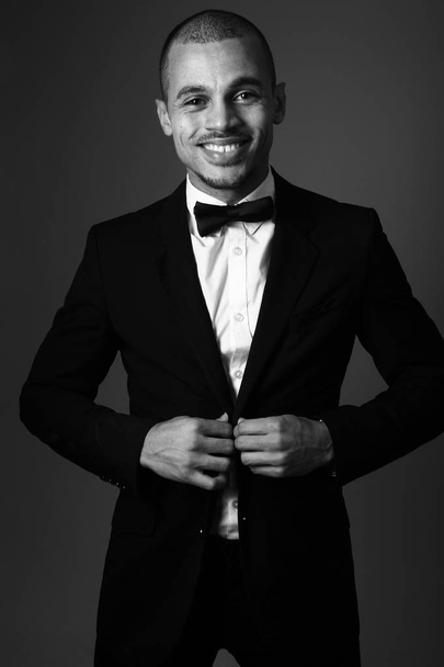 Smiling african man on black and white tone - Fotografie, Obrázek