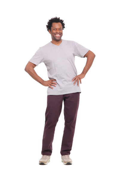 Smiling black man posing - Foto, Bild