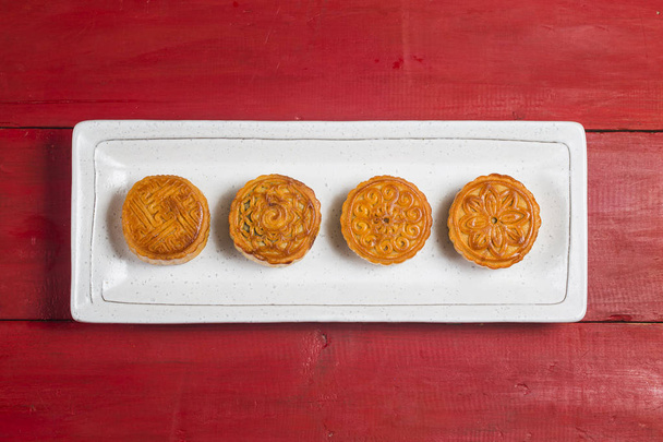 Mid Autumn Festival Chinese Traditional Pastry Mooncake - Foto, imagen
