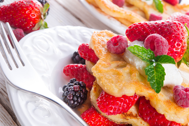 Pancake. Crepes With Berries - Фото, зображення