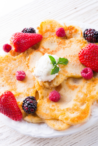 Pancake. Crepes With Berries - Φωτογραφία, εικόνα