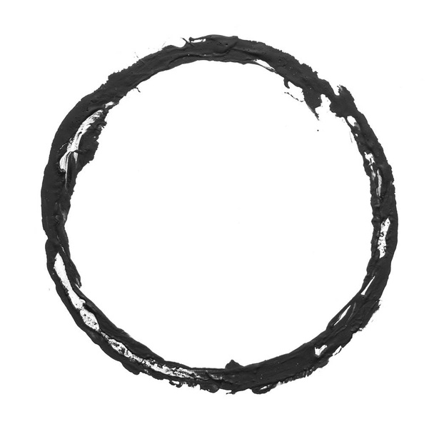 Círculo negro dibujado por gouache sobre fondo blanco
 - Foto, imagen
