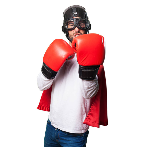 super herói usando luvas de boxe isolado no fundo branco
 - Foto, Imagem