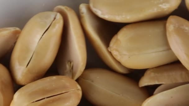 arachides américaines salées bio
 - Séquence, vidéo
