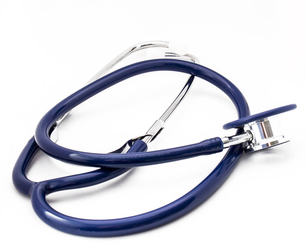 Stetoscopio blu su sfondo bianco isolato
 - Foto, immagini