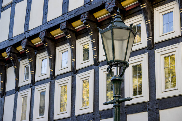 Almanya'da Framehouse ile sokak lambası / Hattingen - Fotoğraf, Görsel