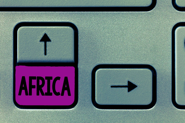 Текст слова Африка. Бизнес-концепция второго по величине и второго по численности населения континента арабского
 - Фото, изображение