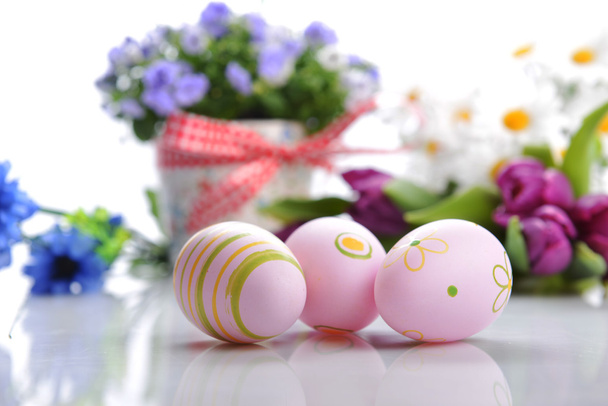 çiçekler ve Paskalya yumurtaları - Fotoğraf, Görsel
