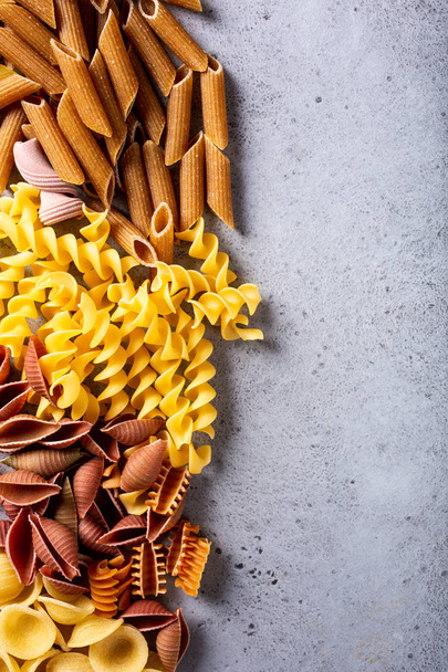 Assorted colorful italian pasta - Foto, immagini