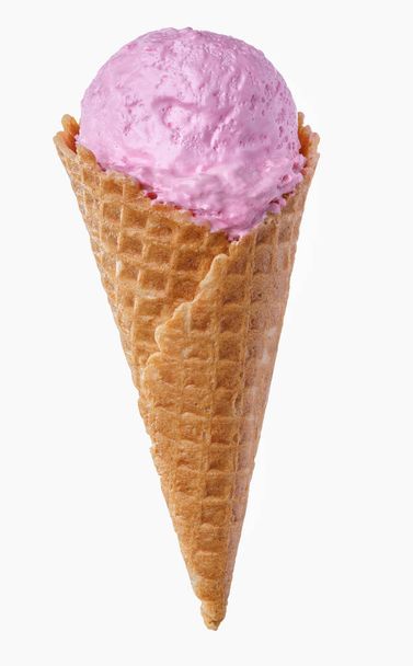 ピンクのアイス クリーム ワッフル コーン、マクロ撮影で - 写真・画像