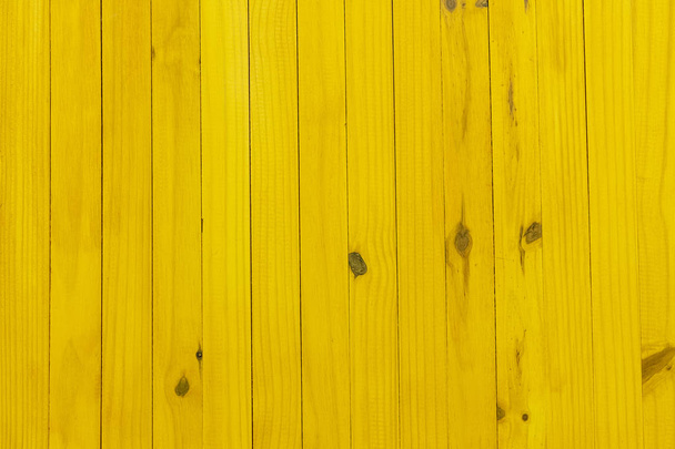 Сосновий або Pinus Radiata фон, гола деревина, необроблений, жовтий
. - Фото, зображення