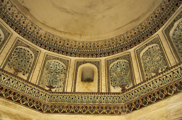 Painted ceiling of Maharani Kamlapati cenotaph, Dhubela, Madhya Pradesh, India - Photo, Image