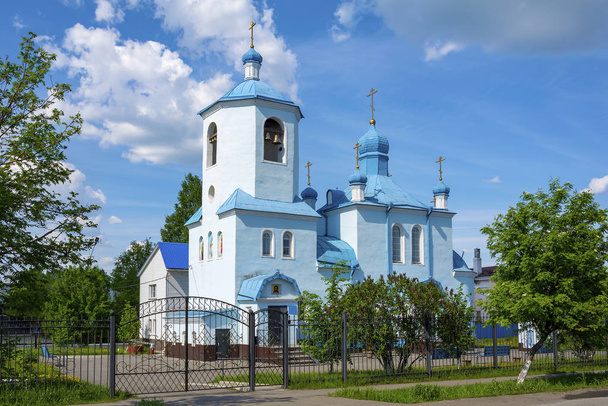 The Church of the Intercession of the blessed virgin Mary in Promyshlennaya, Kemerovo region - Foto, afbeelding