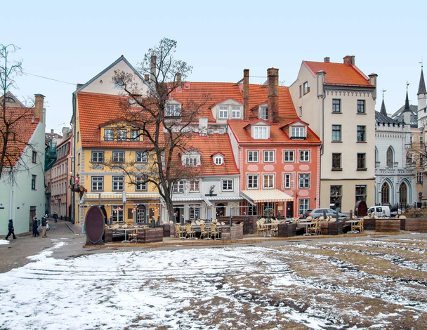 cidade vista de Riga, a capital da Letónia no tempo de inverno
 - Foto, Imagem