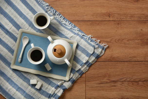 taza de espresso italiano - desayuno italiano por la mañana - primer plano
 - Foto, imagen