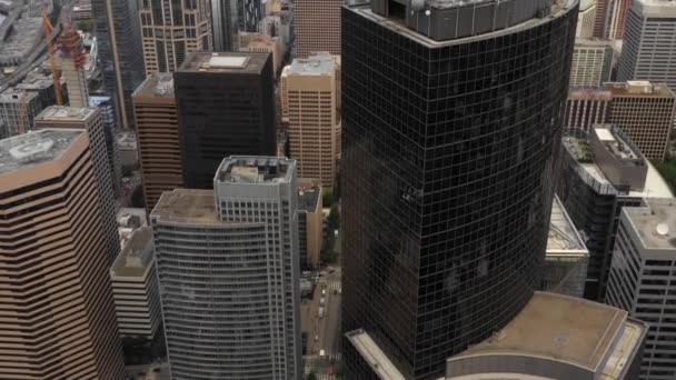 Skyscrapers of seattle aerial footage - Materiał filmowy, wideo