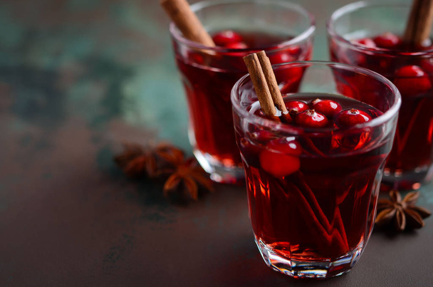 Mulled red wine with cranberries. - Photo, Image