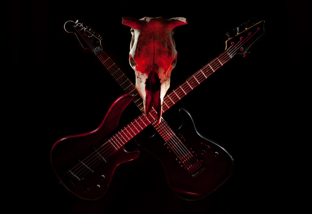 guitarra y cráneo - Foto, Imagen