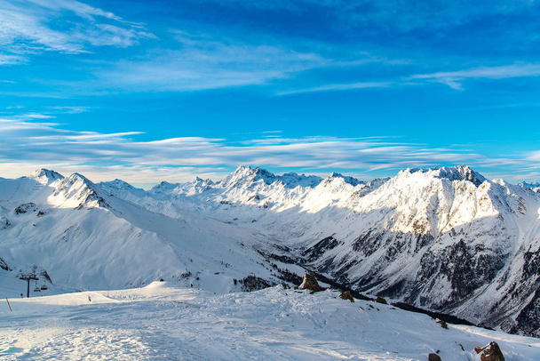 Panorama of the Alpine mountains in the evening at the ski resort of Ischgl, Austria. - Foto, immagini