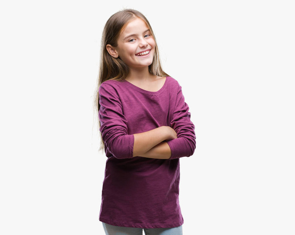 Krásná mladá dívka izolované pozadí šťastný obličej s úsměvem s překřížením rukou při pohledu na fotoaparát. Pozitivní člověk. - Fotografie, Obrázek