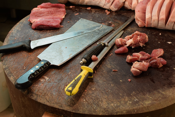 Butchers Clever Knife Stock Photo - Download Image Now - Old, Block Shape,  Butcher - iStock