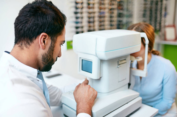 Eye Test. Optometrist Testing Woman Eyesight On Modern Equipment - Fotoğraf, Görsel