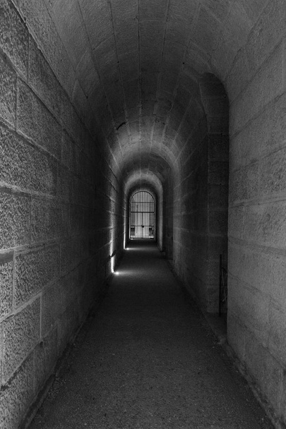 Podzemní tunel / chodba v je Napolon hrobka, Paříž, Francie - Fotografie, Obrázek