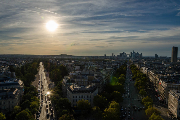Paris, França, 09.10.2018: Vistas da cidade de Paris e vistas do Arco do Triunfo
 - Foto, Imagem