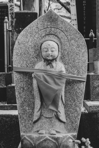 Sanctuaire japonais aux enfants décédés
 - Photo, image